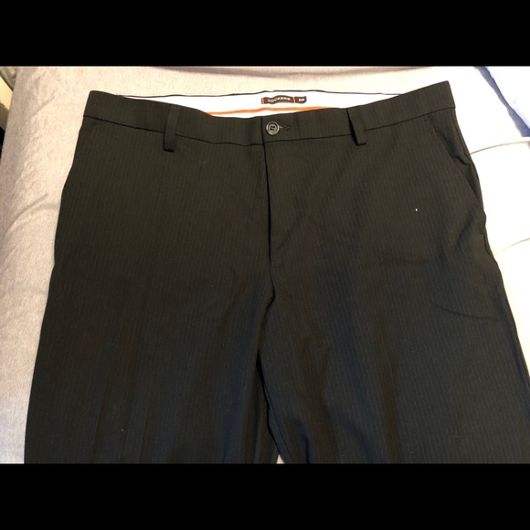 Pinstripe Men’s Dockers dress pants - Picture 1 of 3